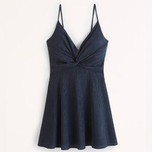 Abercrombie & Fitch Crinkle Textured Twist-Front Mini Dress. Navy. Size XLP